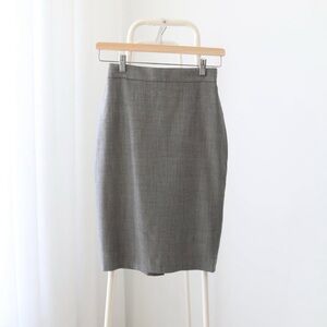 Banana Republic Pencil Skirt - Size 00P